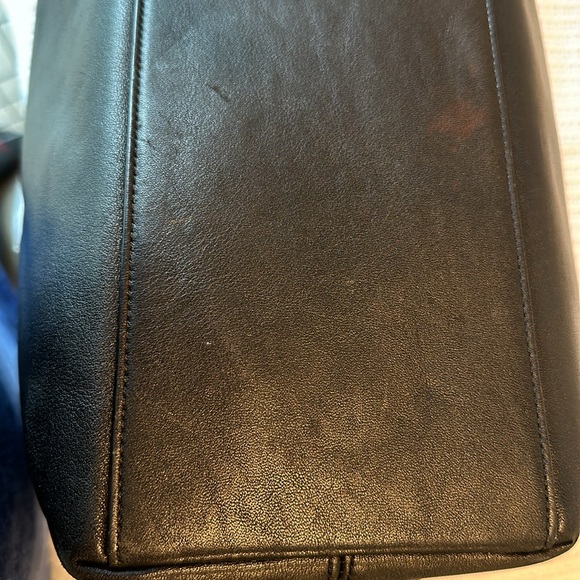 Coach Legacy Turnlock Tote Handbag 26461 Black Gently Used - Picture 5 of 9